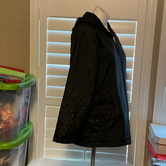 Jones New York Black Hooded Puffer Jacket - Picture 3 of 8